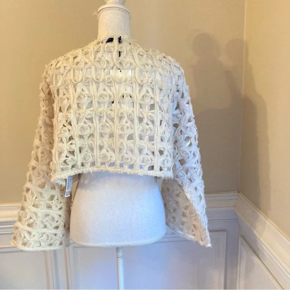 ZARA Cream Open Knit Chiffon Rosette Rose Floral Cropped Jacket Bolero NWT - Picture 5 of 11